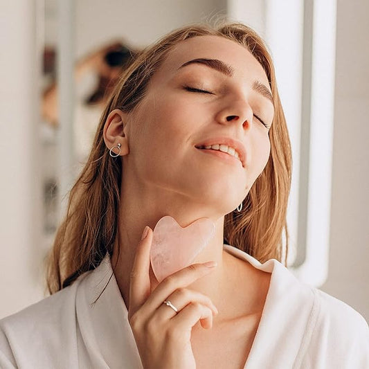 Avelia Rose Quartz Roller & Gua Sha Set